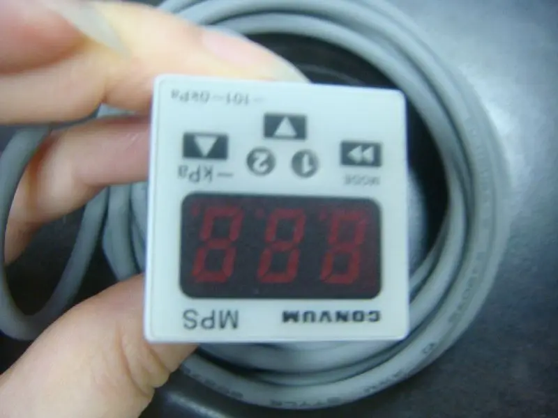 

[SA] Positive! Japan's wonderful vacuum pressure gauge MPS-V3RC-GA new original physical spot