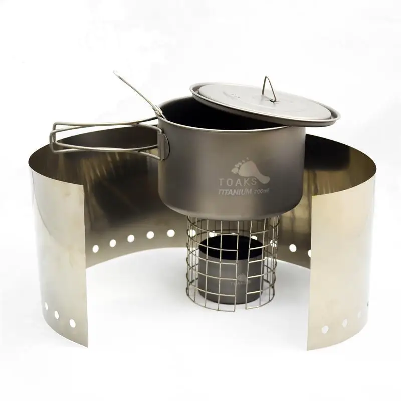 TOAKS Ultralight Titanium Alcohol Stove with 700ml Pot Cook Systemin