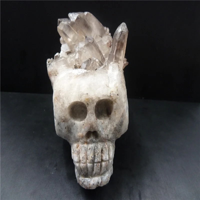 

NATURAL QUARTZ CRYSTAL skull T659