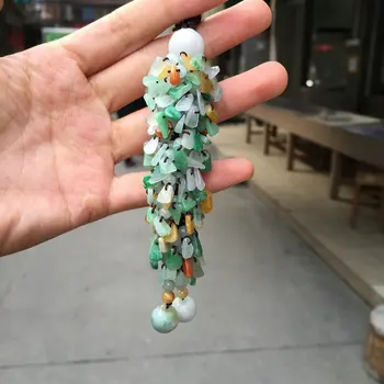 

Natural Burma jade pendant jewelry pieces of three car with the car safe and sound all year round pendant Pendant