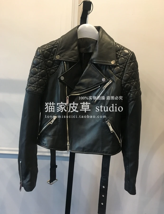 

2018 stria sheepskin short section locomotive coat white leather jacket