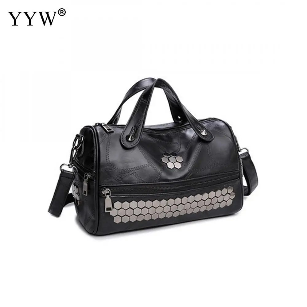 

YYW Wholesale Korean Goat Skin Leather Shoulder Bags Rivet Black Women'S Pillow Bag Shoulder Diagonal Soft Surface Solid Handbag
