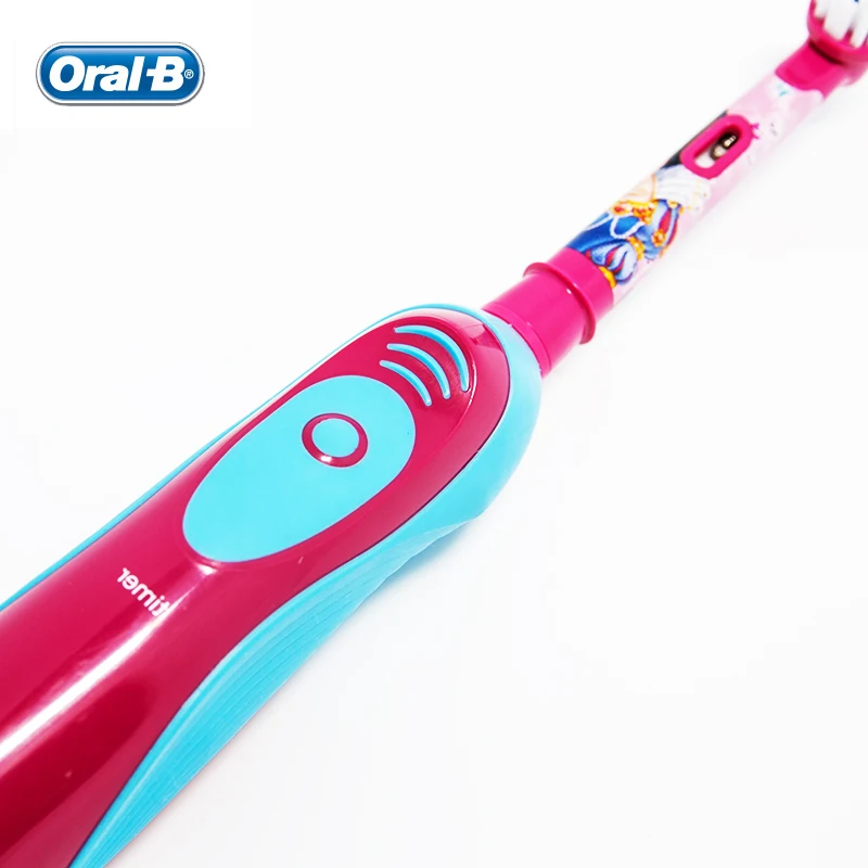 Детская зубная щетка для зубов Oral B DB4510 детская принцессы мягкая