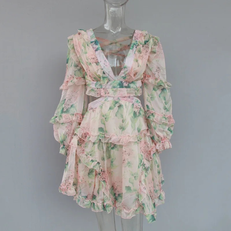 10867485249_184134072