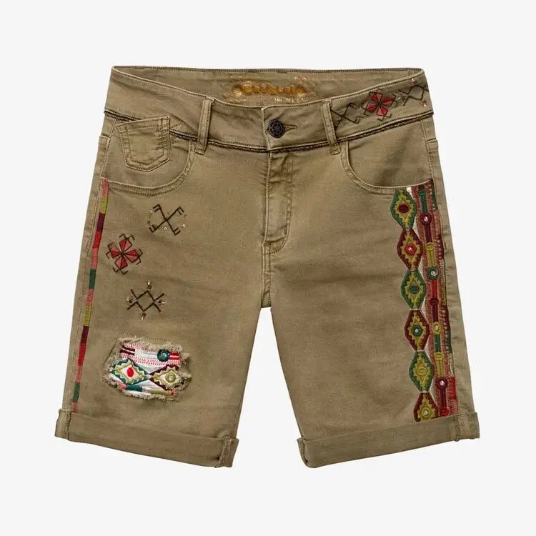 

2019 Spain Desig Fashion jeans shorts Various Styles