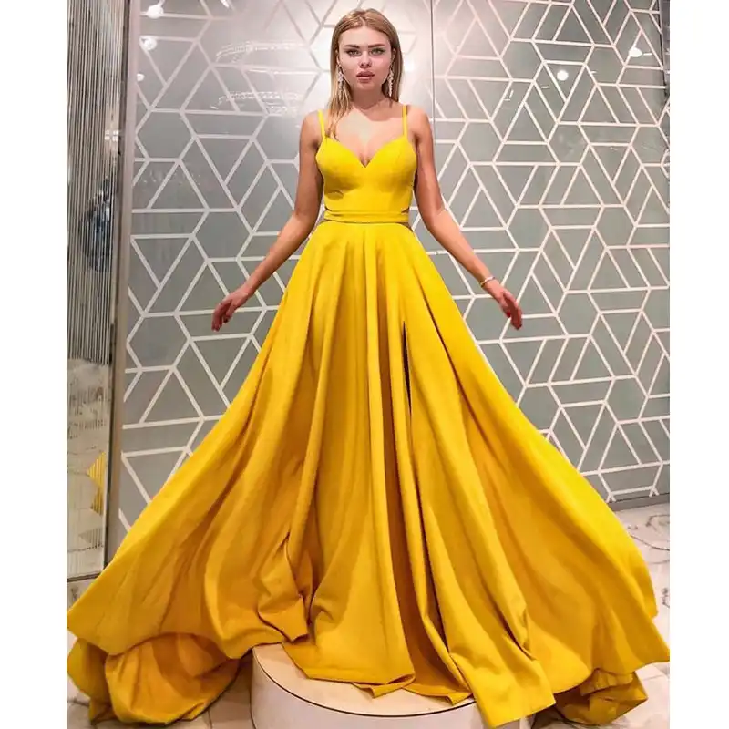 vestido amarillo saten
