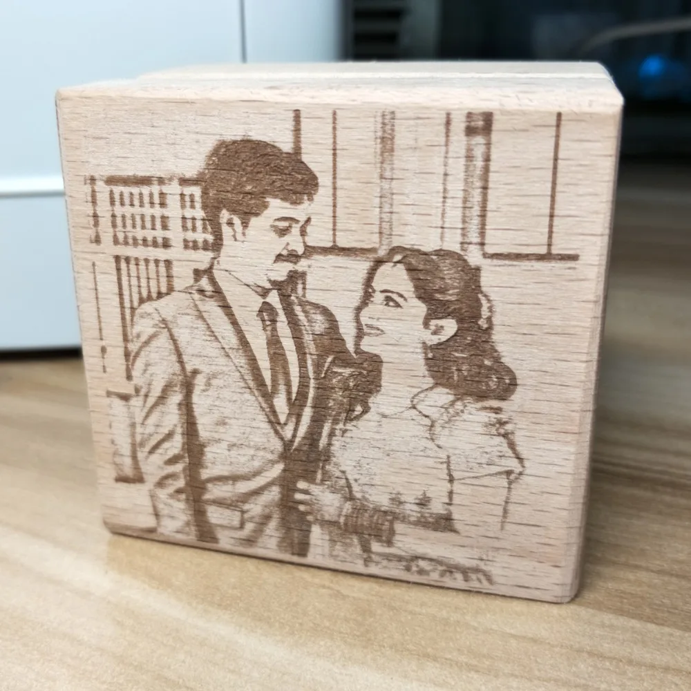 Handmade wind up photo gift custom engraved music box personalized | Дом и сад