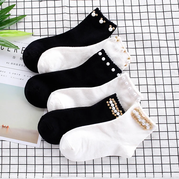 Новые хлопковые милые носки, инкрустированные жемчужинами, женские черно-белые свадебные носки, женские японские корейские модные короткие женские пикантные носки