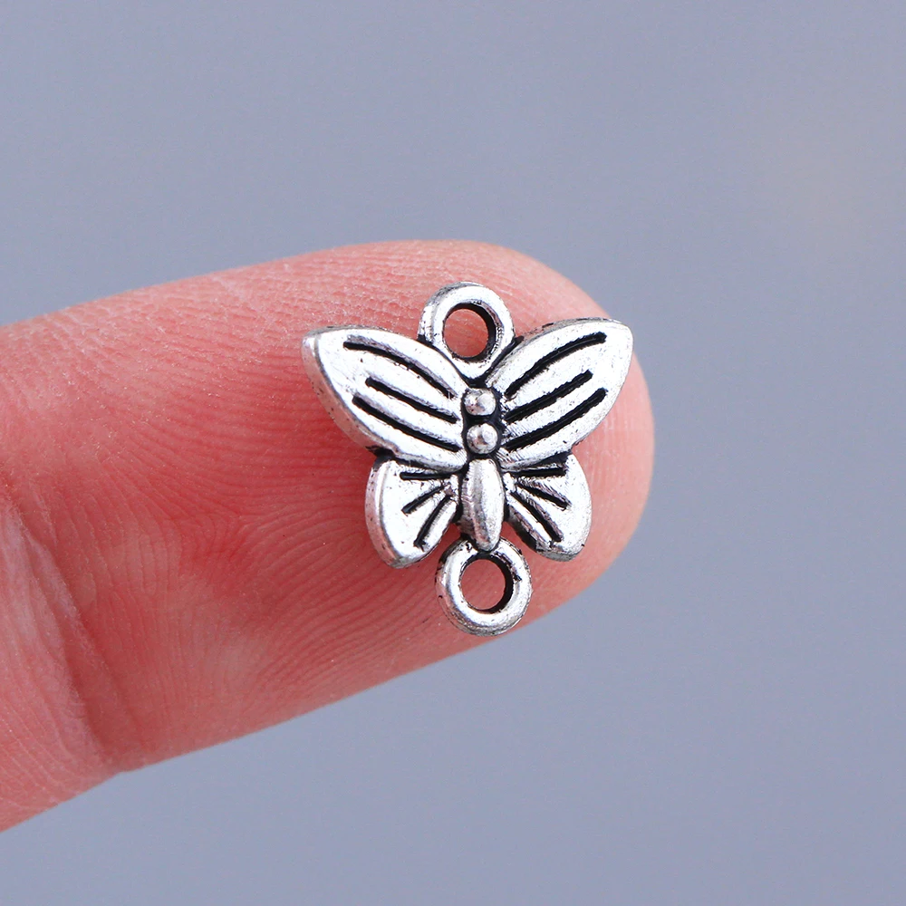 

26pcs 13X14mm Antique Tibetan Silver Charms Bracelet Necklace Pendant 2016 New Fashion Butterfly Connector