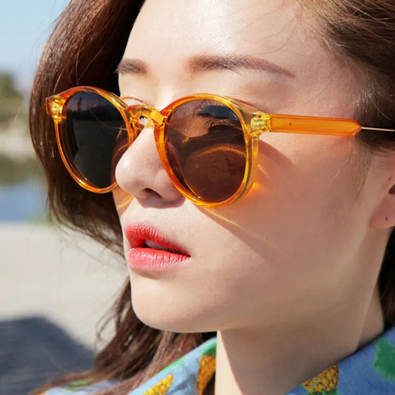 

Retro Round Sunglasses Women Men Brand Design Transparent Female Sun glasses Men Oculos De Sol Feminino Lunette Soleil