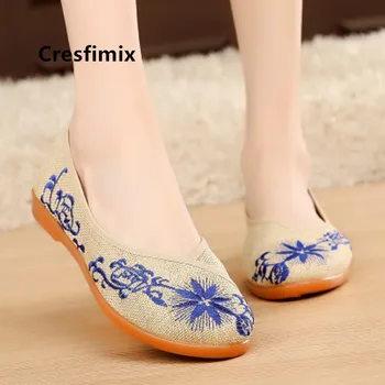 

Women Fashion Light Weight Chinese Traditional Embroidery Ballet Shoes Lady Casual Shoes Slip on Flats Zapatos De Mujer E5406