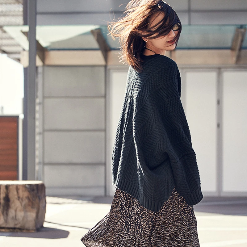 

W3619a large flower knitted batwing sleeve sweater cardigan female