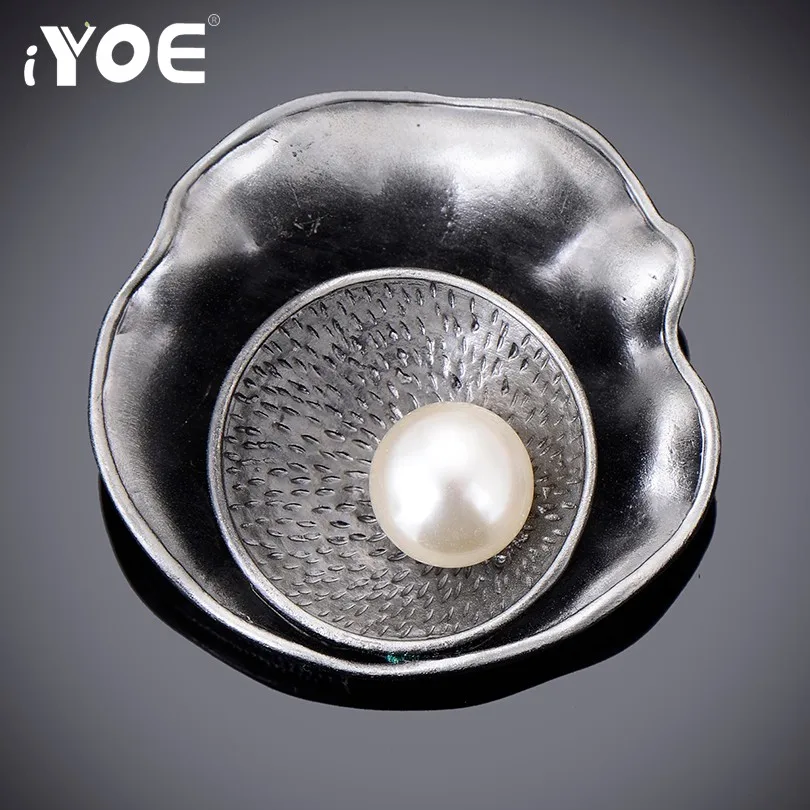 

IYOE Shell Shape Simulated Pearl Brooches and Pins Silver Color Vintage Leaf Brooch Women Wedding Broche Accessories Jewelry