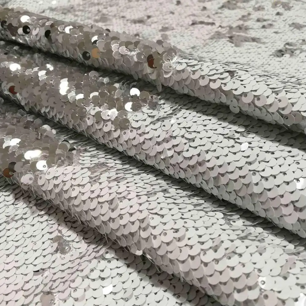 

B·Y 1yard White to Silver Reversible Mermaid Fish Scale Sequin Fabric Sparkly Fabric For Dress Bikini Pillow Clothes Backdrop
