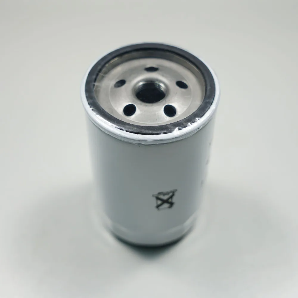 

oil filter for 1999-2007 JAGUAR S-TYPE 2.5 3.0 2001-- X-TYPE 2.0 2.5 3.0 2003-- XJ (X350, X358) OEM:XR8E6714AB #R134