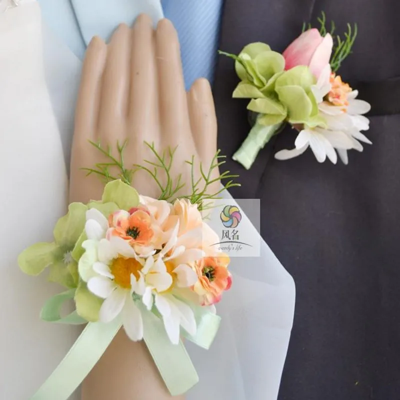 The New Wedding Flowers Bride Wrist Flower Groom Boutonnieres Groomsman