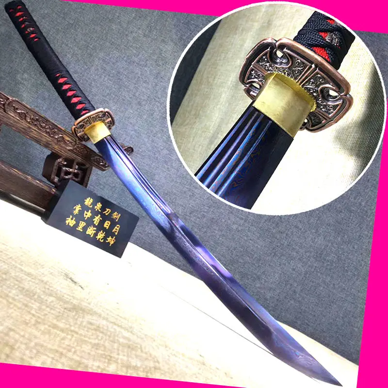 

Heat Treatment Damascus Steel Blue Blade Sharp Broadsword Sword Sabre Japanese Samurai Katana Handmade Asian Fighting Knife