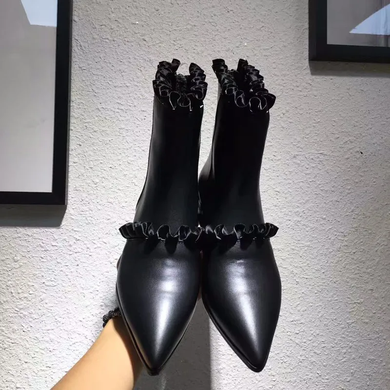 

New Arrival British Style Pointed Toe Ankle Boots for Women Ruffles Decorated Flat Heel Zapatos Mujer Autumn Winter Shoes Women
