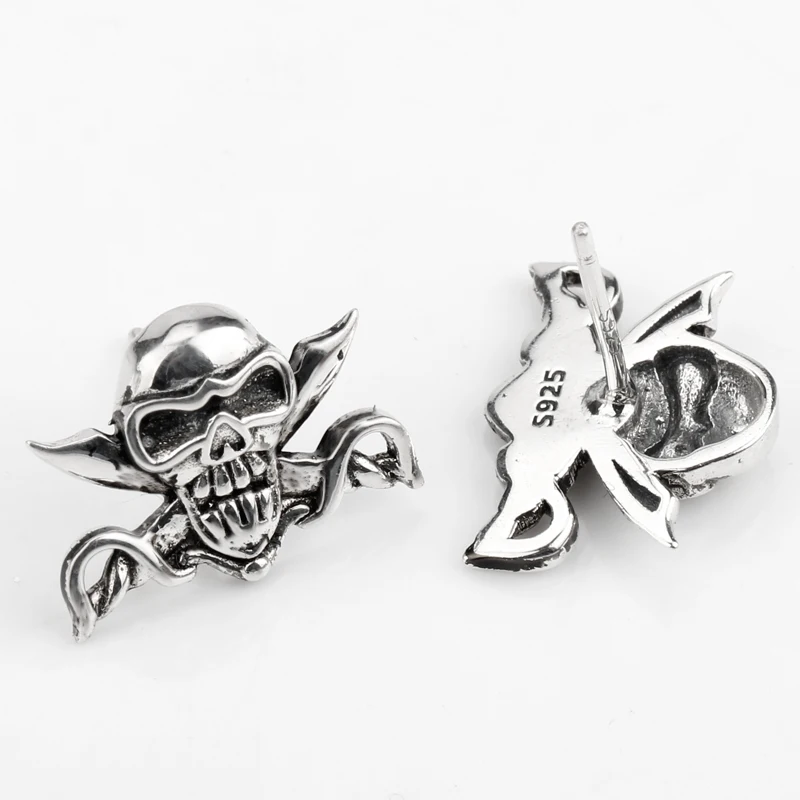 

Unisex Punk Skull Earrings For Men Women 925 Sterling Silver Bat Pirates Ferocious Stud Earrings Street Fashion Jewelry