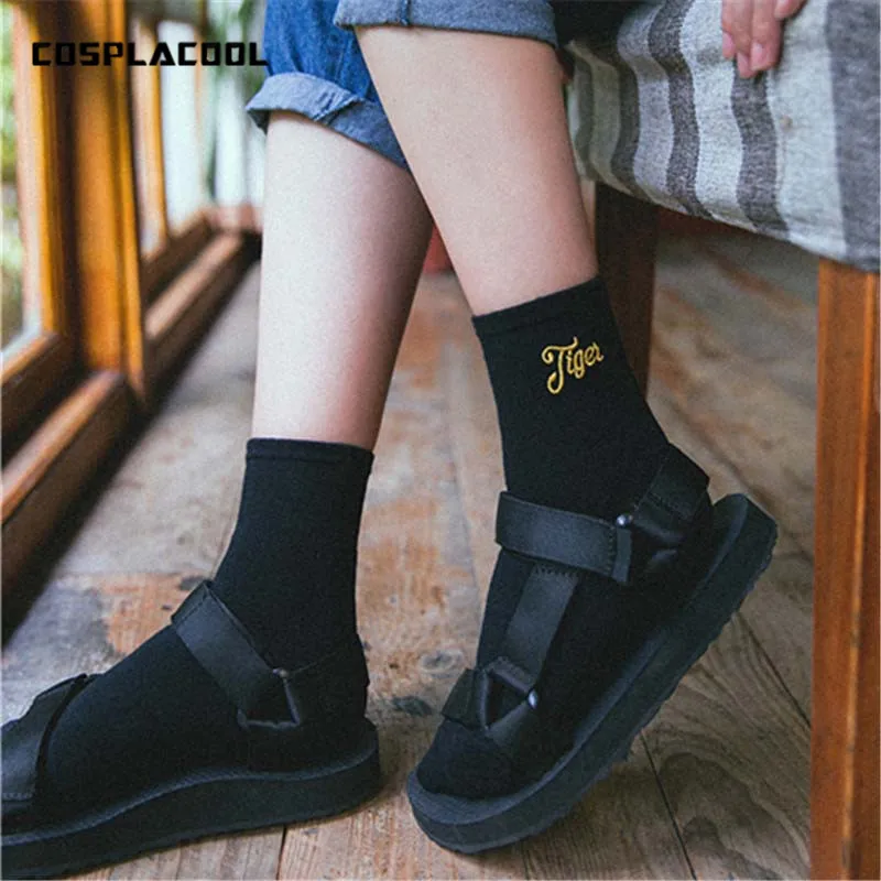 

[COSPLACOOL]Embroidery Word Tiger Pattern Handmade Japan Creative Socks Women Harajuku Style Meias Heap Heap Funny Calcetines