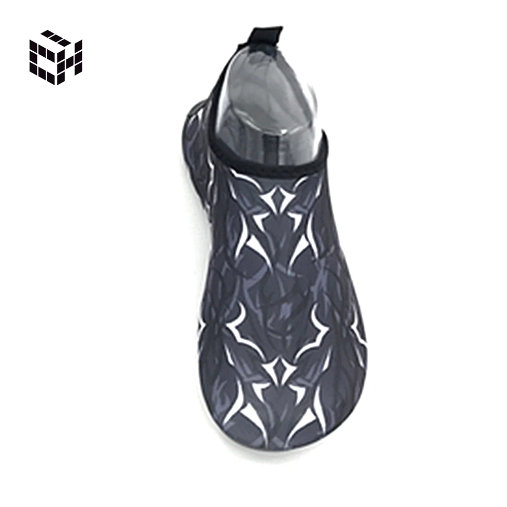 16Fashionable Beach Wade Shoes Men Women Casual Printing Fast Dry Anti Slip Tight Running Aqua Shoes