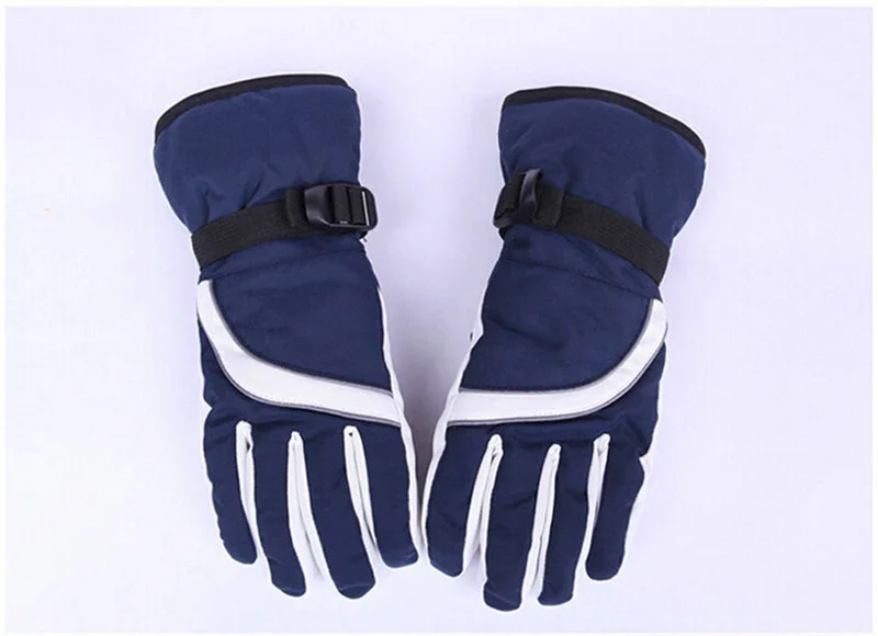 winter warm sking gloves detail 9