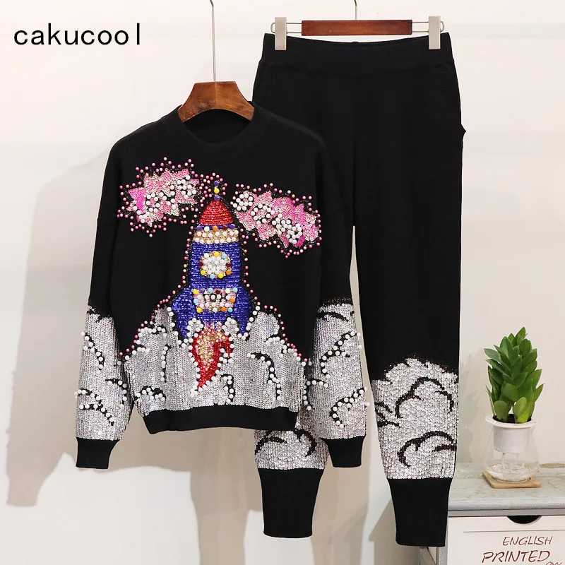 

Cakucool Spring 2 Piece Set Women Letter Sequins Beaded Knit Pull Top and Harem Pant Casual Pantalon Set Conjunto Femme Outfits