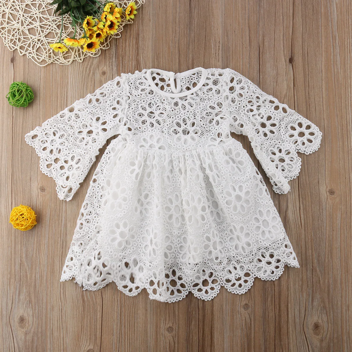 ZOGAA Mother & Daughter Clothes Parent-child Floral Lace Dress Long Flare Sleeve White Lace Flowers A-Line Knee-Length Dress ZOGAA Mother & Daughter Clothes Parent-child Floral Lace Dress Long Flare Sleeve White Lace Flowers A-Line Knee-Length Dress