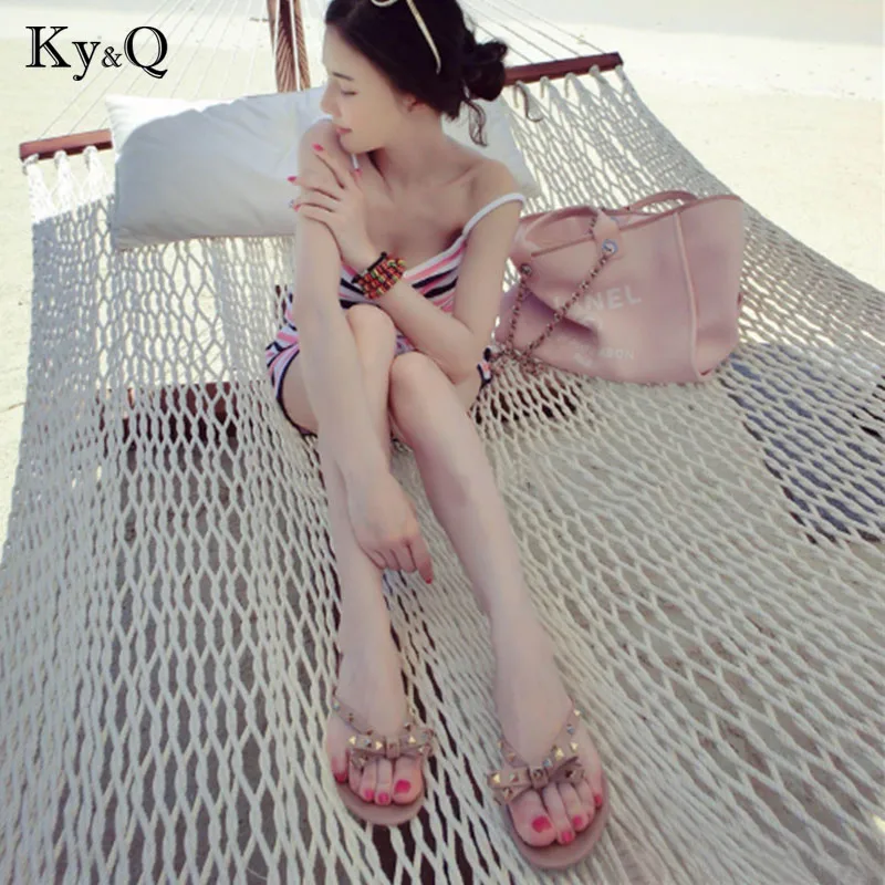 

2018 New Women Flip Flops Beach Sandals Fashion Gold Rivet Bowknot Slippers Summer Women Flats Shoes Streetwear Woman Black Shoe