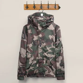 

Brand Jackets Harajuku Hooded jacket Skateboard Camouflage Men / Women Military Apparel Coats Chaqueta Hombre