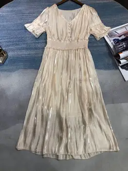 

The new summer 2020 show thin waist dress of design and color
