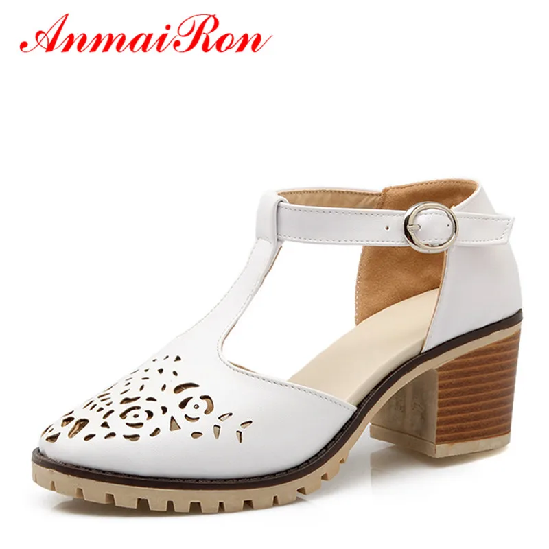 white heels trendy