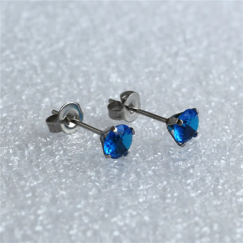 

ED027 Titanium With New Royal-blue Zircon Stud Earrings 316L Stainless Steel IP Planting 5mm Round