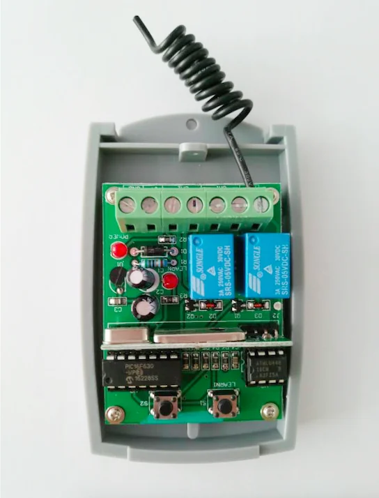 

2018 new high quality Universal 2 channel Wireless Garage Door 433MHZ DC12V/24V Rolling Code Receiver