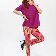 Miyake/ ; модная однотонная тонкая футболка с круглым вырезом и короткими рукавами