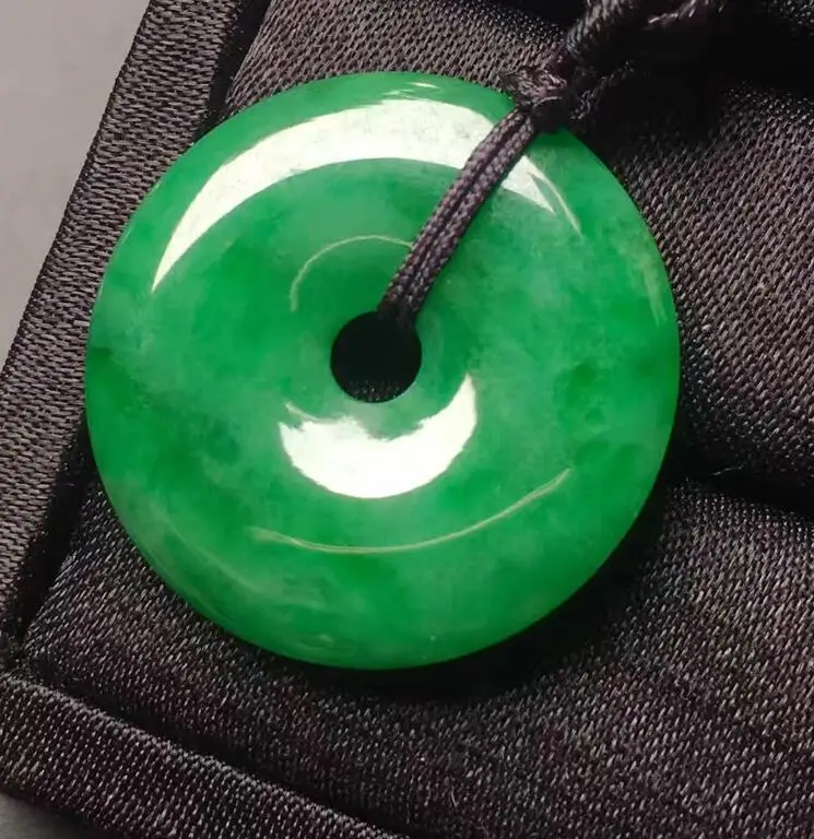 Beautiful wholesale Chinese natural hand-carved Harmony Lucky Green jade pendant+ Rope Necklace Fashion Jewelry