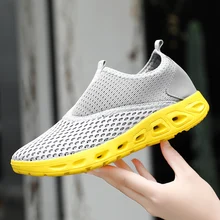 Аква обувь сетчатые пляжные мужские кроссовки легкий вес лето дышащая Спортивная обувь для спортзала босиком для отдыха на открытом воздухе путешествия пара обуви
