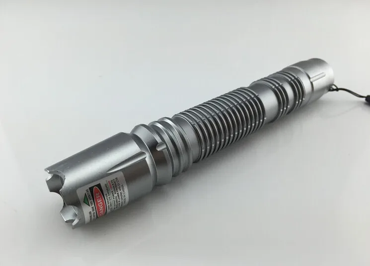 Beste AAA NIEUWE Militaire Krachtige hoge aangedreven 532nm 20 w 20000 m Groene Laser Pointer Lazer Pen Brandende Beam Burning Match burn sigaret