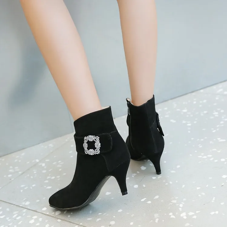 

Big Size 11 12 13 14 15 16 17 18 Ma'am Short boots Pure color Water drill boot barrel Suede high-heeled boots