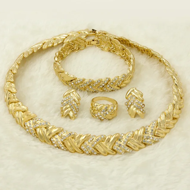 2019 Fashion Women S Accessories Dubai Gold Jewelry Whole 2019 Fashion Women S Accessories Dubai Gold Jewelry Whole African Bride Wedding Crystal Necklace Sets Gift Box