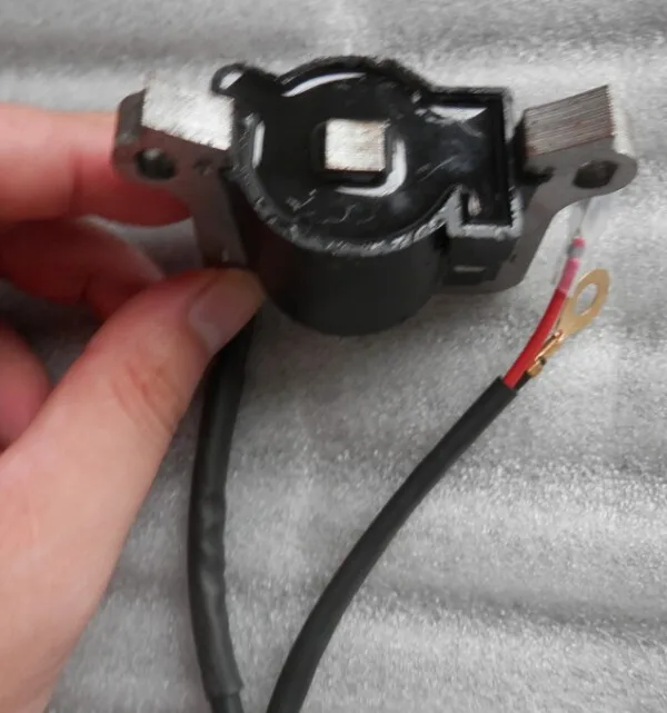 IGNITION COIL MITSUBISHI T200 T240 4