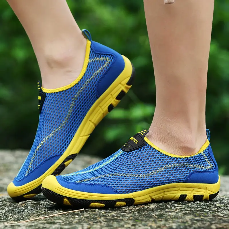 mens mesh water shoes
