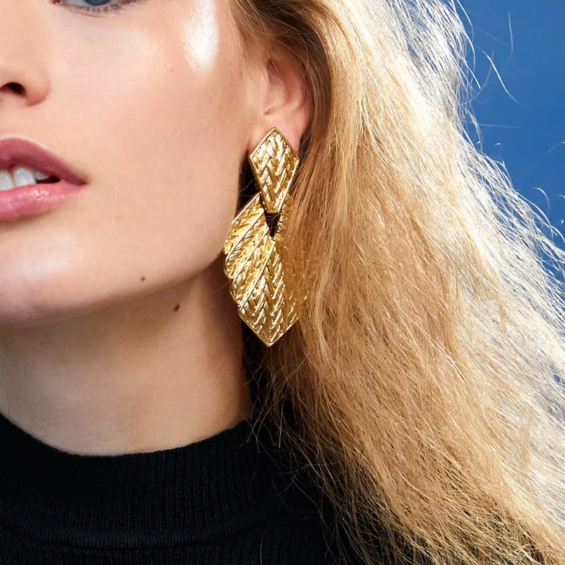 

Elegant Drop Earrings for Women Brincos Classic Gold Color Foliage modeling Dangle Earrings Christmas Gift