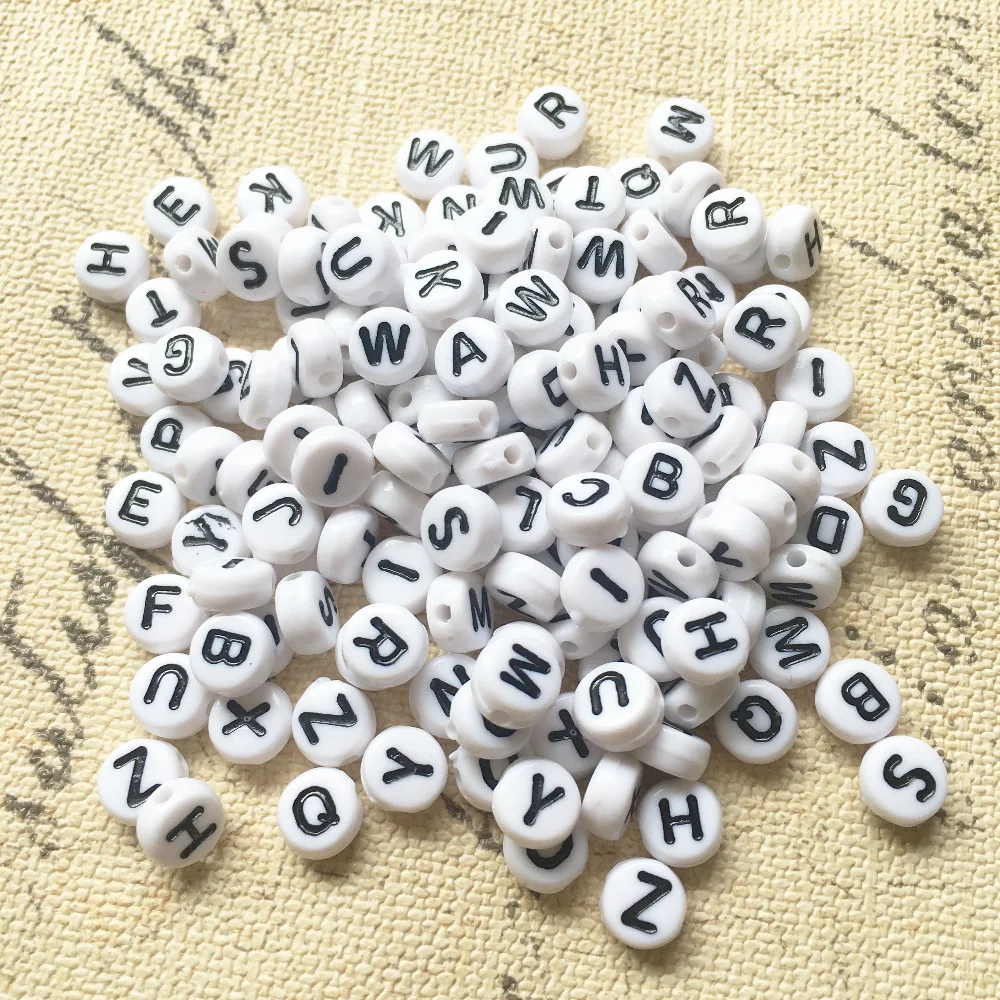 Free Shpping 3600 pcs 4 7MM Acrylic Flat Round Shape A Z Letters Beads Jewelry Acrylic