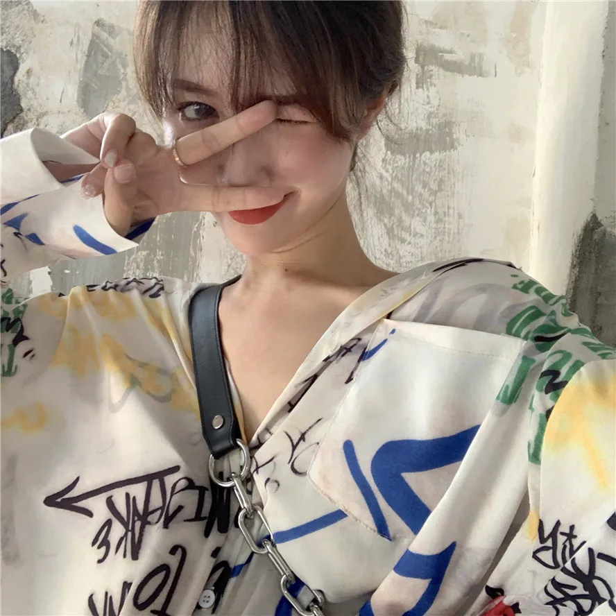 Корейский уличная Harajuku Граффити Письмо печати длинный рукав Свободная блузка лето осень весна девушки Топ рубашка сексуальная Бохо панк