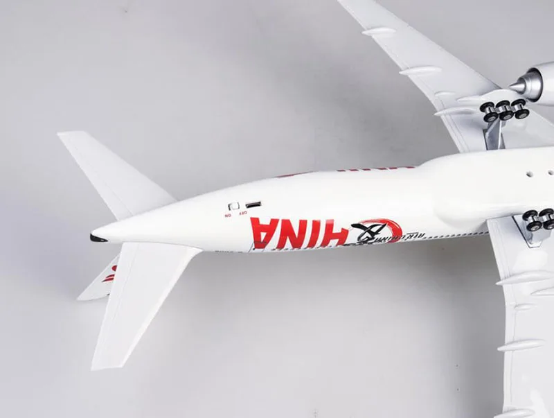 47 см 1/157 Boeing 777 B777 Dreamliner самолет надувная фигура сплав airframe W шасси и легкие игрушки самолеты самолет с фиксированным крылом