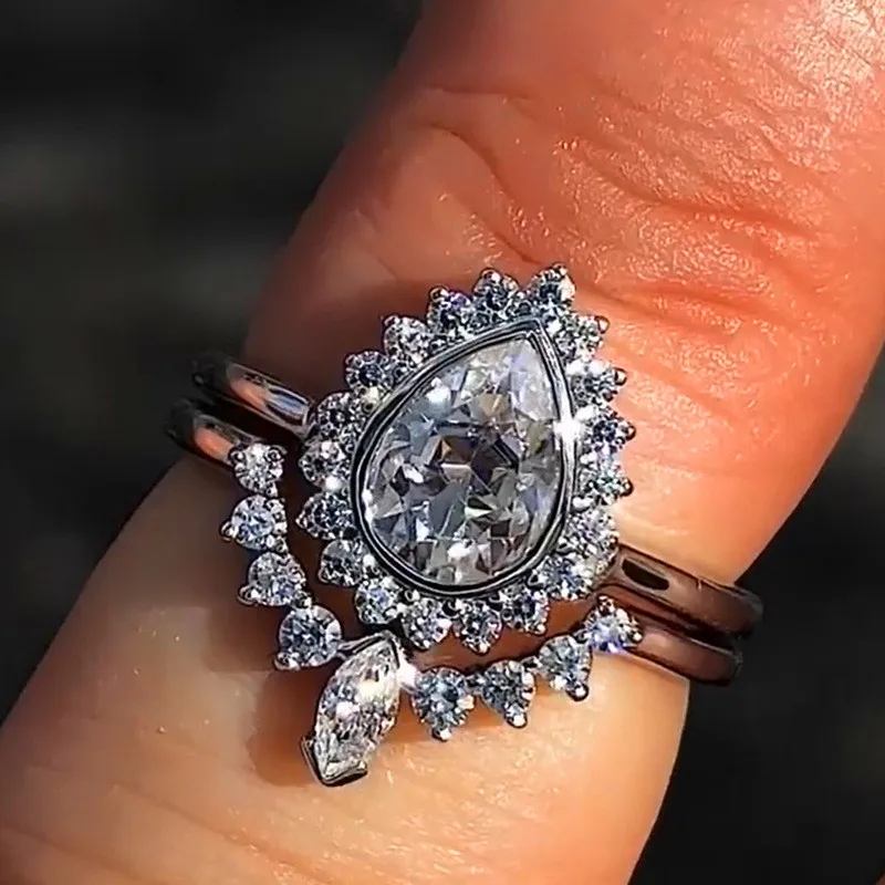 

Fashion Cute Female Water Drop Wedding Ring Set Vintage 925 Silver Engagement Rings For Women Crystal Zircon Bridal Sets