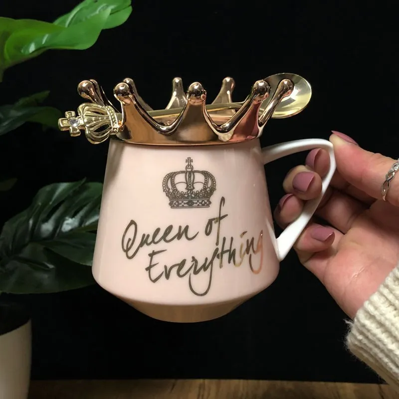 

2019 new style Nordic Golden Creative Crown Mark Pink Girl Breakfast Coffee Ceramic Cup with Covered Spoon mugs