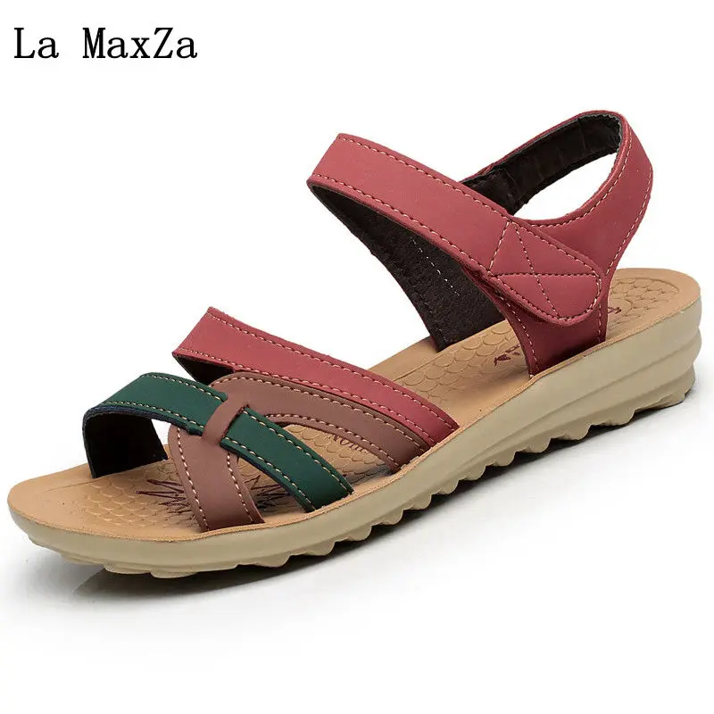 

Women Sandals Soft Leather Flat Hook&Loop Mother Sandals 2018 Summer New Casual Comfortable Non - Slip Fish Mouth Female Shoes