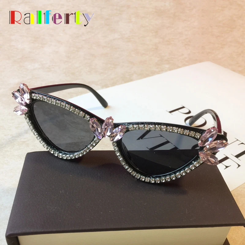 

Ralferty Unique Women's Crystal Sunglasses Luxury Beaded Cat Eye Sun Glasses For Women Black Rhinestone Eyewear Accessories G09